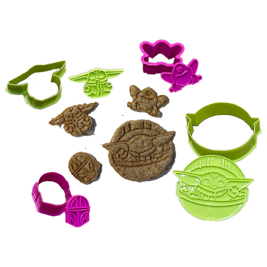Mandalorian & Grogu Sandwich Cutter & Stamps